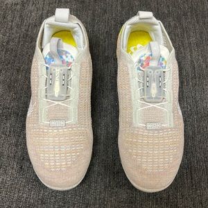 Girls Air Vapormax 2020 Flyknit Light Bone/White Grey Fog Sail No Laces